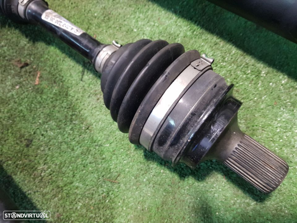 Transmissão Cardan Mercedes W213  W238 W257  CLS GLC Classe E , C 4MATIC 250 300 cdi 400 cdi 450 cdi - 6