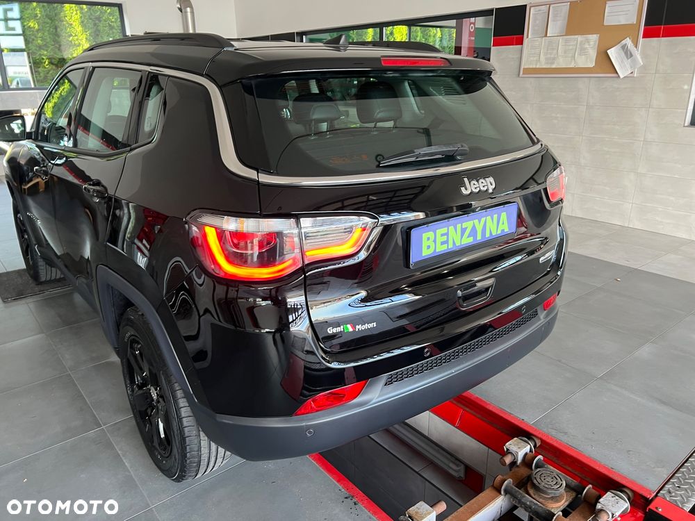 Jeep Compass - 27