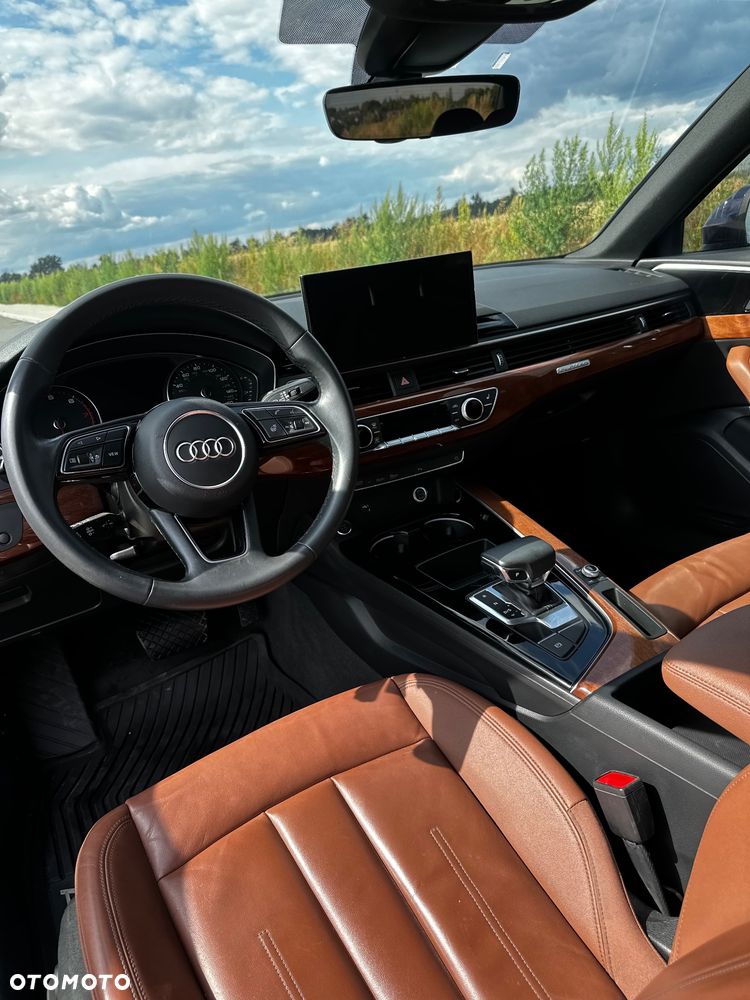 Audi A4 Limousine - 5