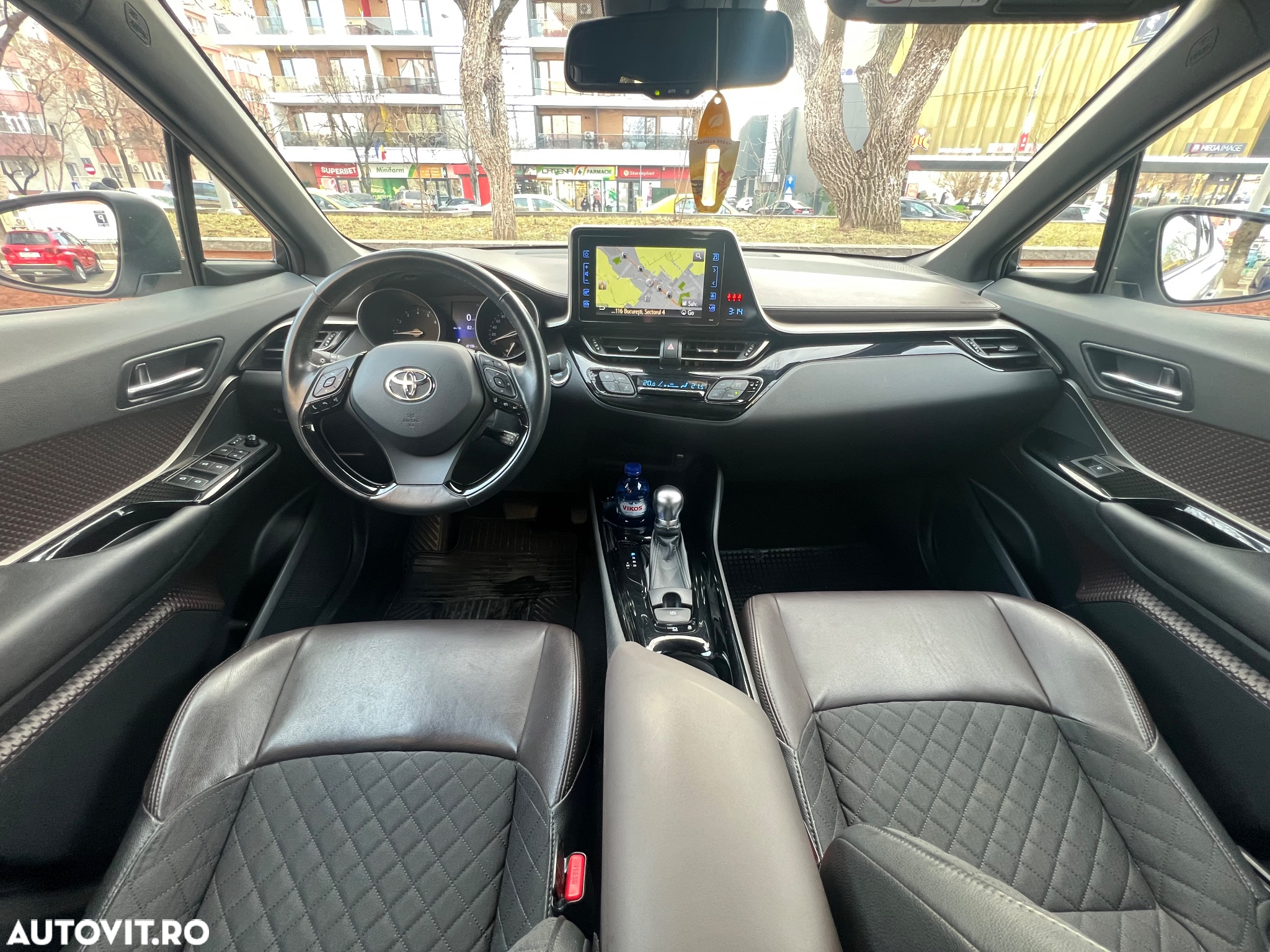 Toyota C-HR 1.2 Turbo 4x4 CVT C-lassy - 6