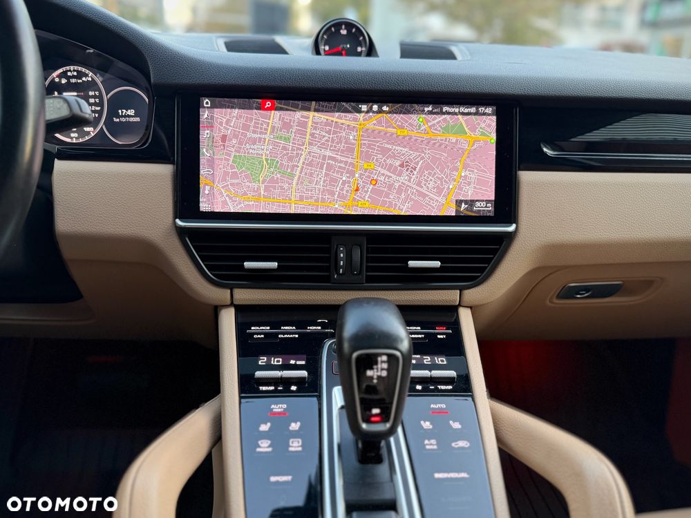 Porsche Cayenne Platinum Edition - 30