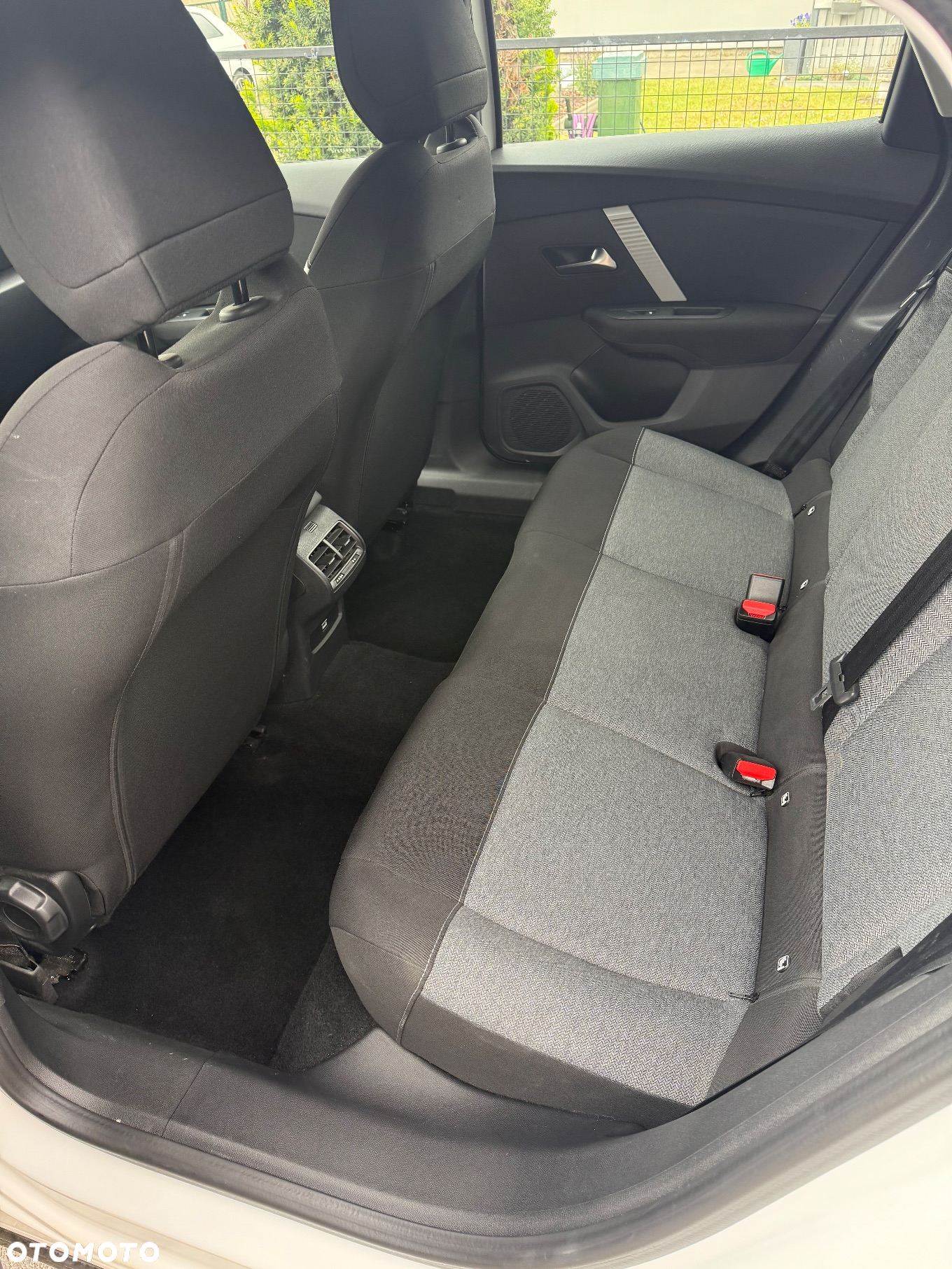 Citroën C4 PureTech 100 Stop&Start LIVE - 10