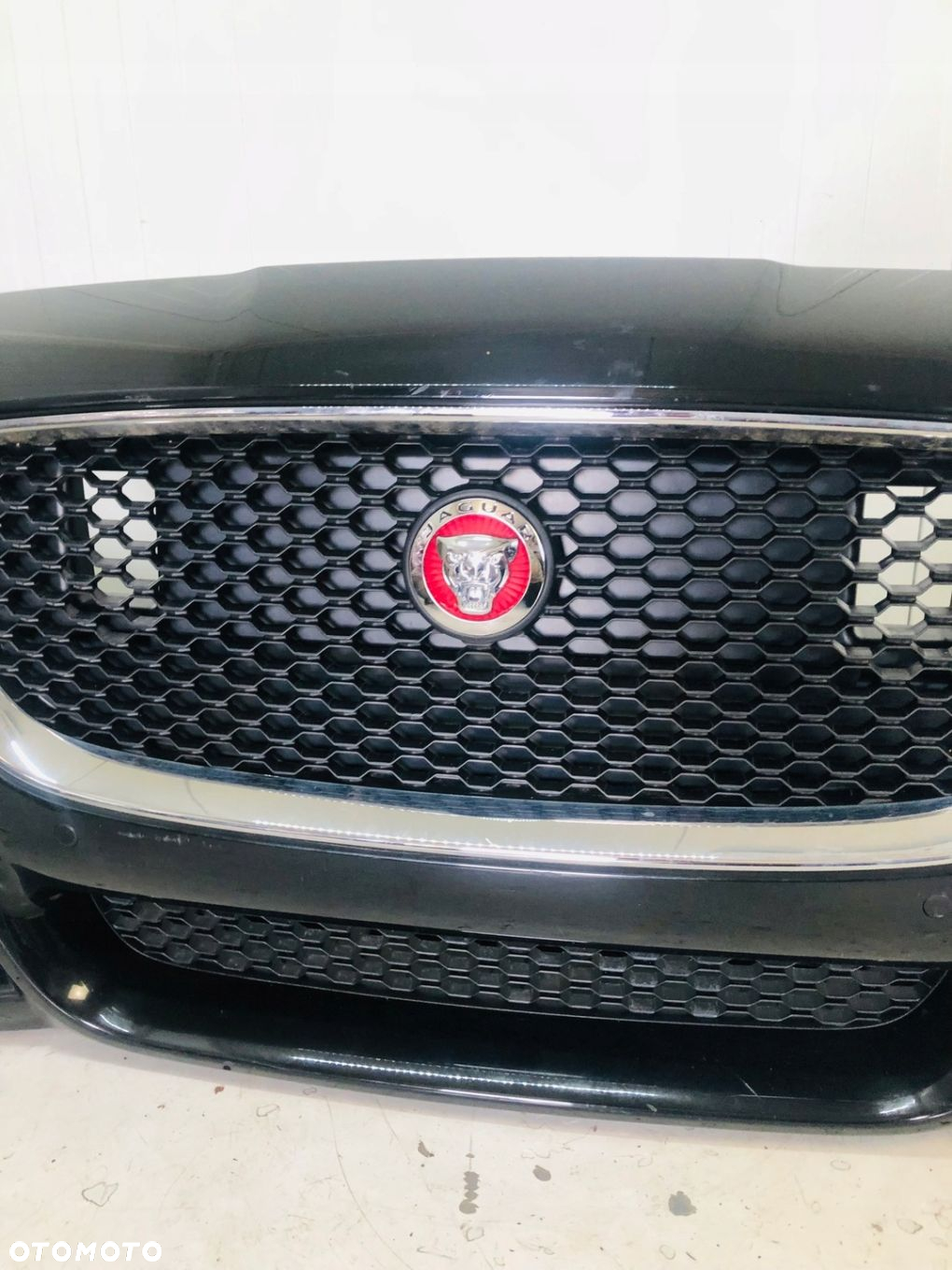 JAGUAR X260 XF ZDERZAK PRZÓD 4xPDC - 11