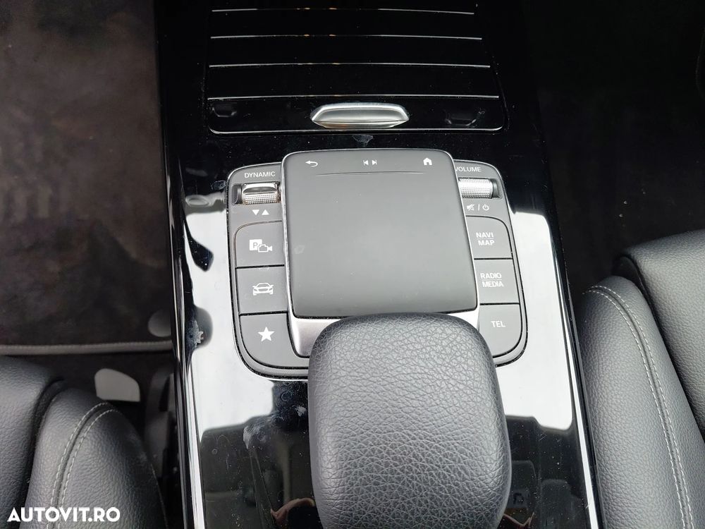 Mercedes-Benz A 180 - 23