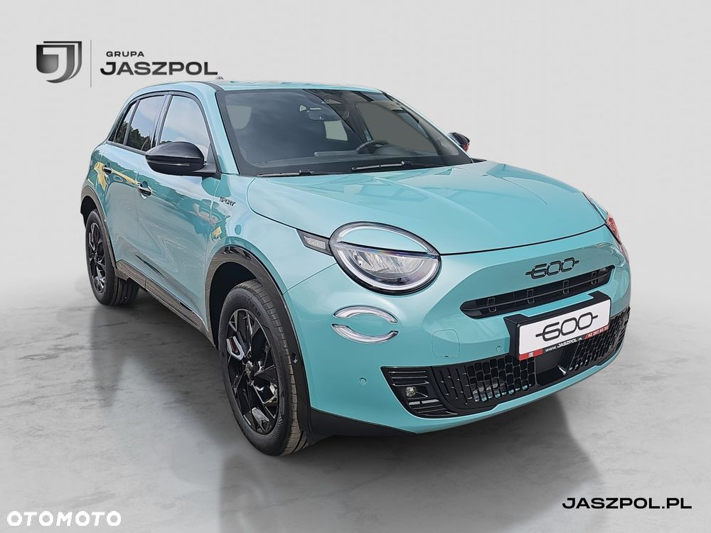 Fiat 600 1.2 Turbo Sport eDCT - 3