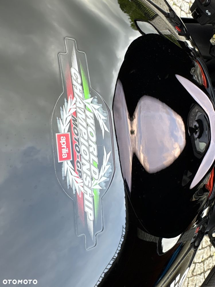 Aprilia RSV - 18