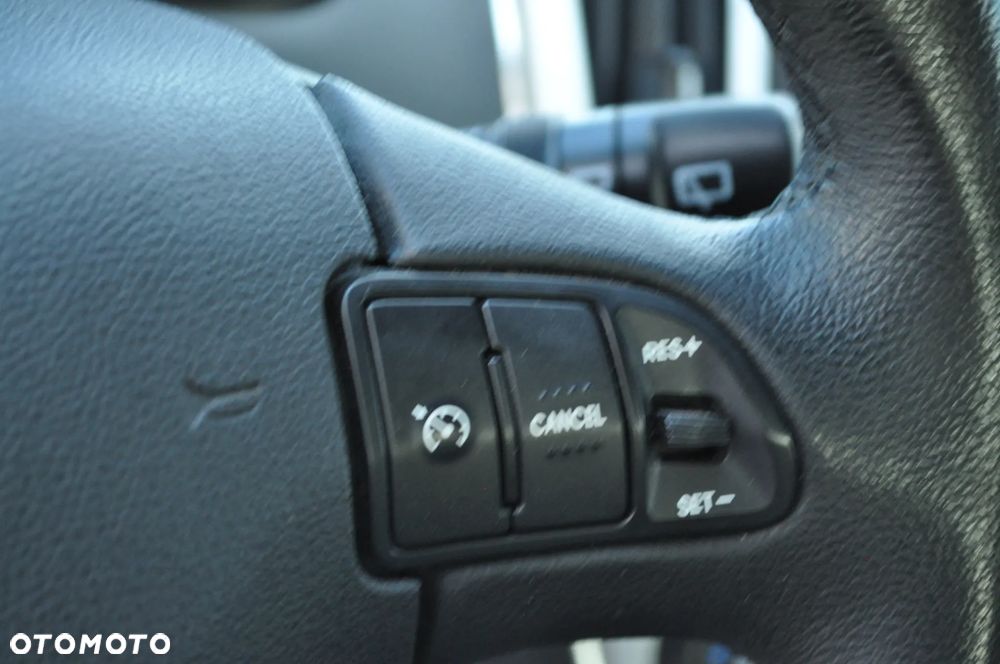 Kia Ceed - 25