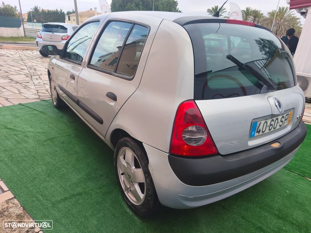 Renault Clio 1.2 16V Extreme - 23