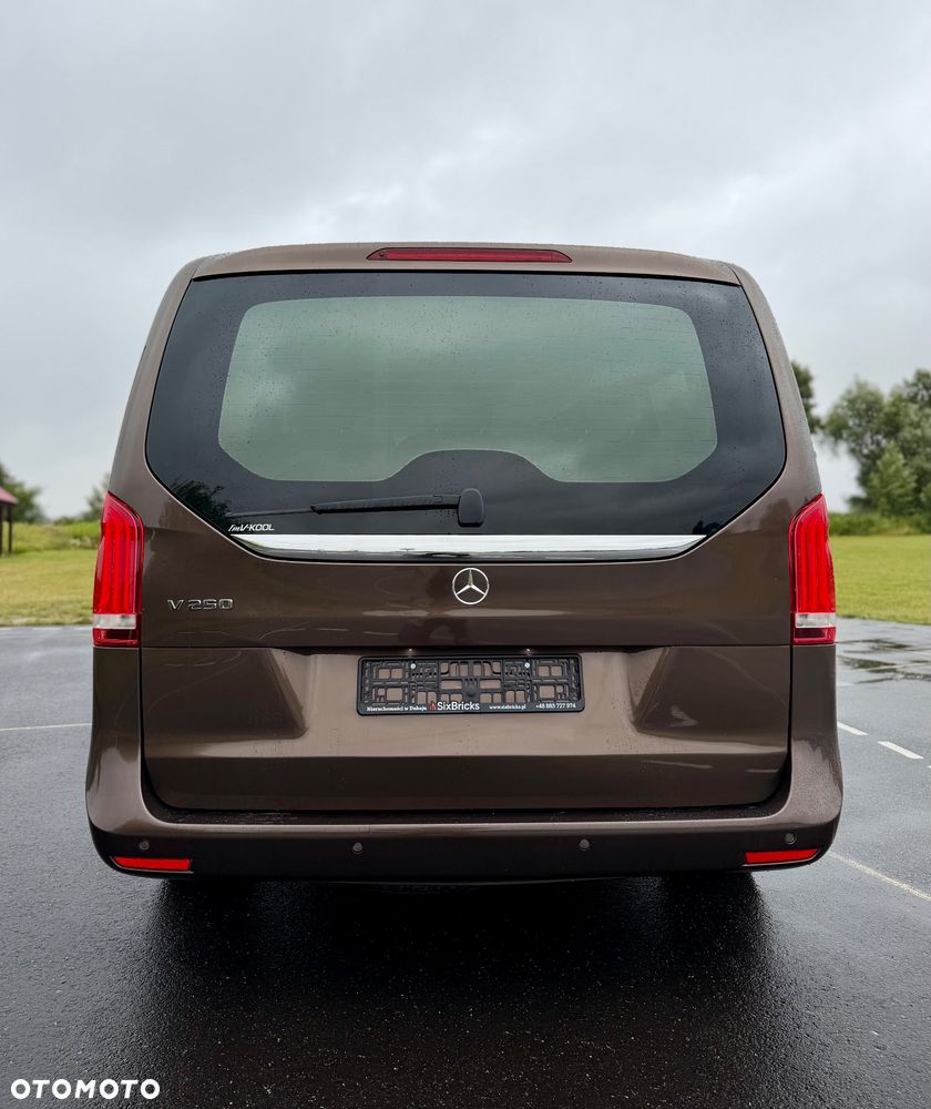 Mercedes-Benz Klasa V 300 d lang 9G-TRONIC Edition 2020 - 6