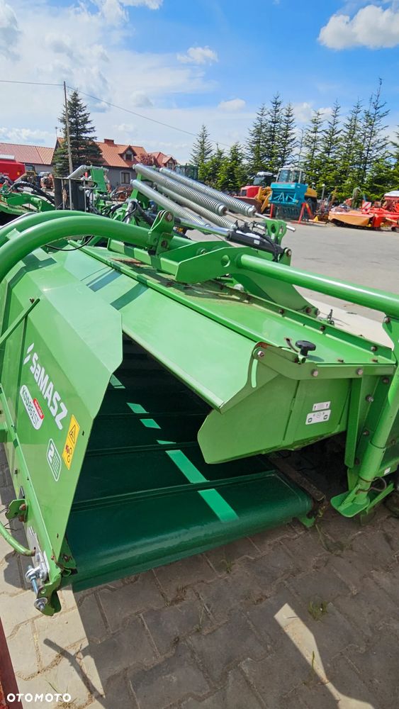 SaMasz KDD 861 S+T Kosiarka Dyskowa Motyl z taśmami  w Zestawie z Czołową kosiarką KDF 340 S - 28