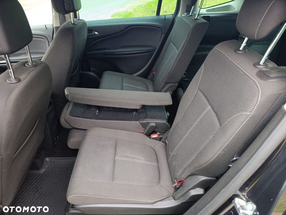 Opel Zafira 2.0 CDTI Cosmo - 4