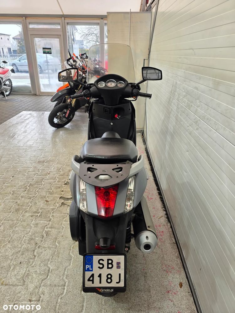 Peugeot Geopolis - 13