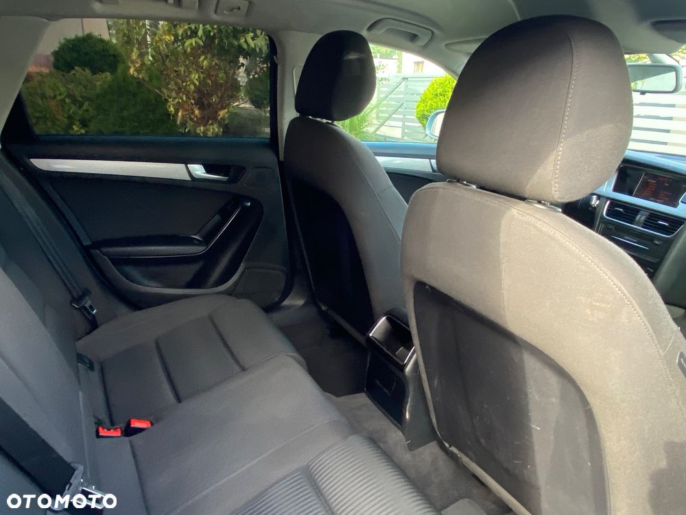 Audi A4 2.0 TDI DPF Attraction - 5