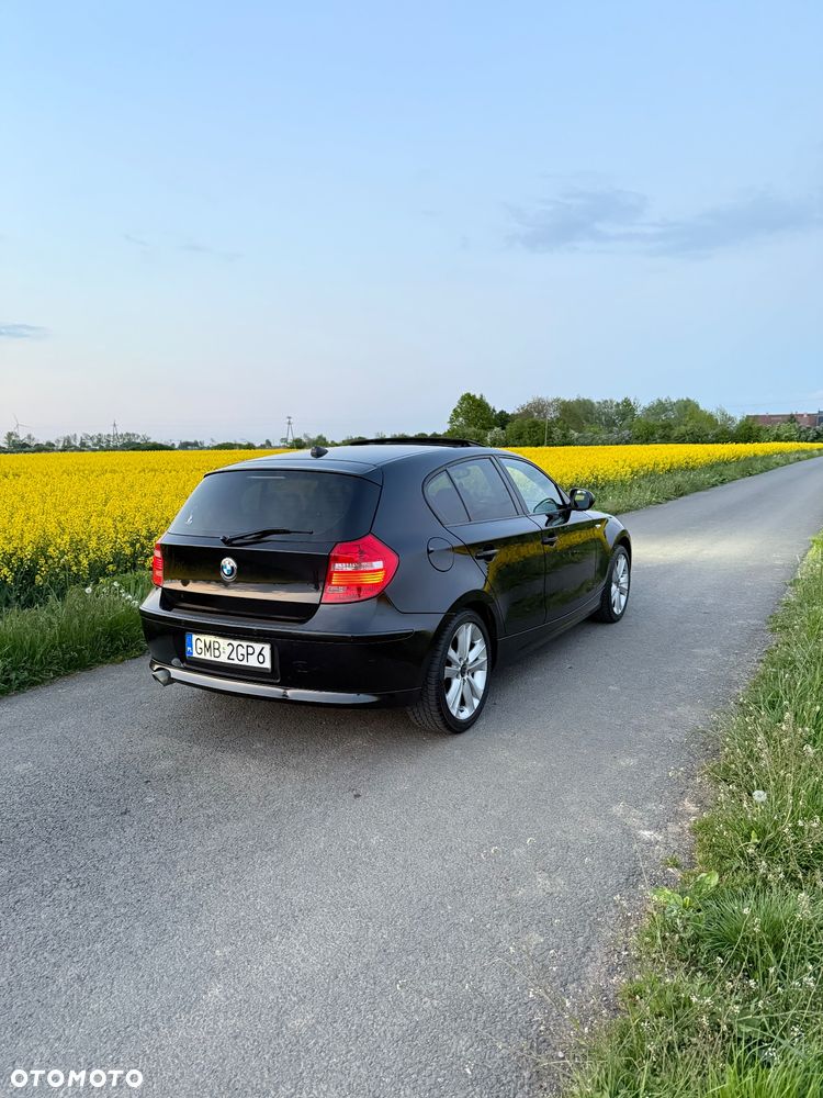BMW Seria 1 120d DPF - 13