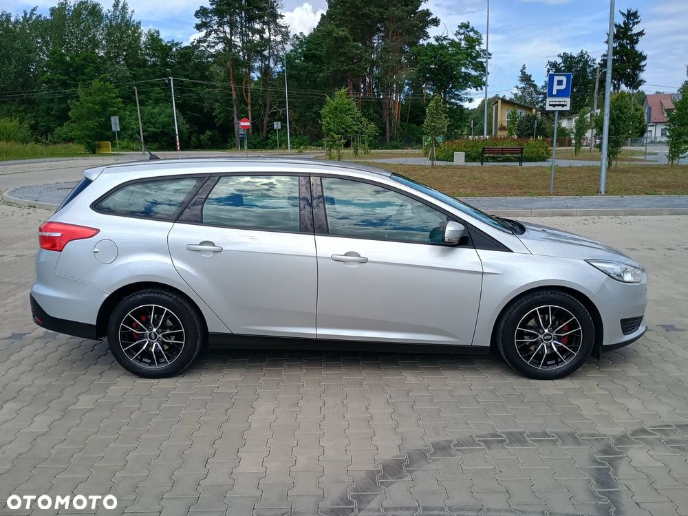 Ford Focus 1.5 EcoBlue Trend - 5