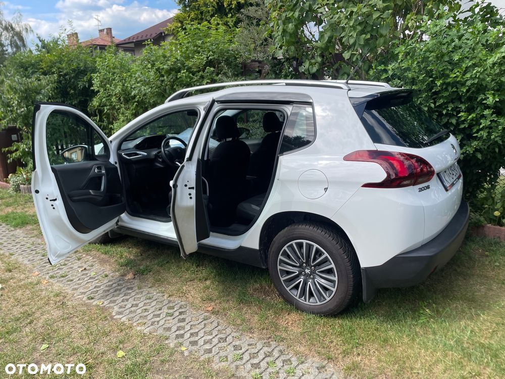 Peugeot 2008 1.2 Pure Tech Active - 9