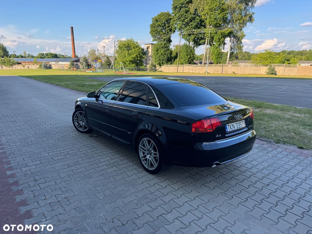 Audi A4 Limousine - 5