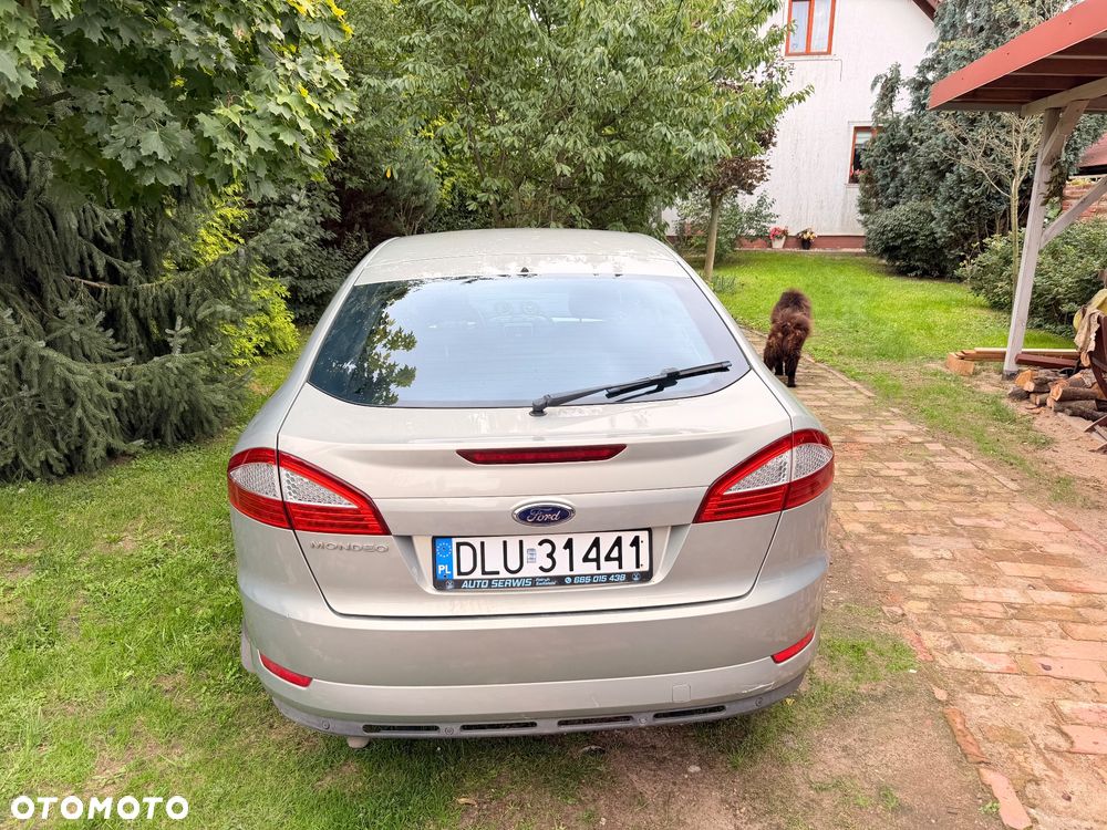 Ford Mondeo - 4