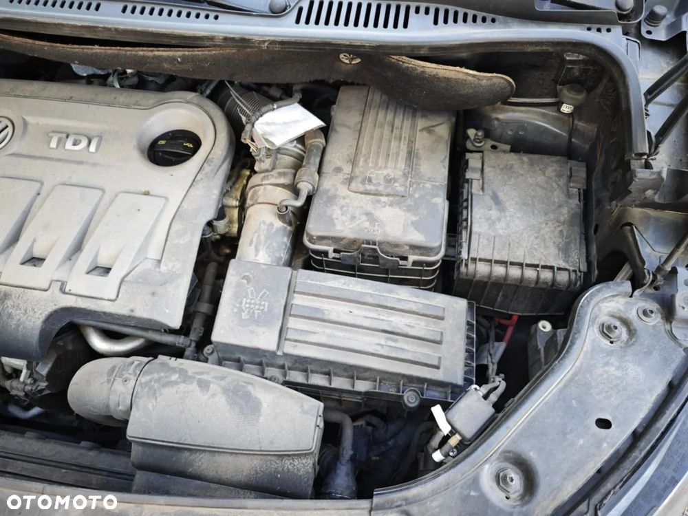 Volkswagen Touran - 13