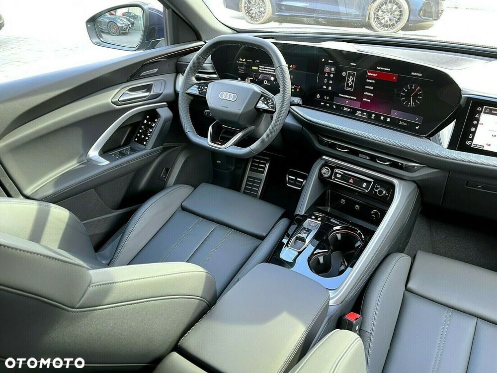 Audi Q5 Sportback - 24