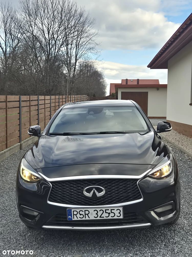 Infiniti Q30 1.5d DCT Premium - 15