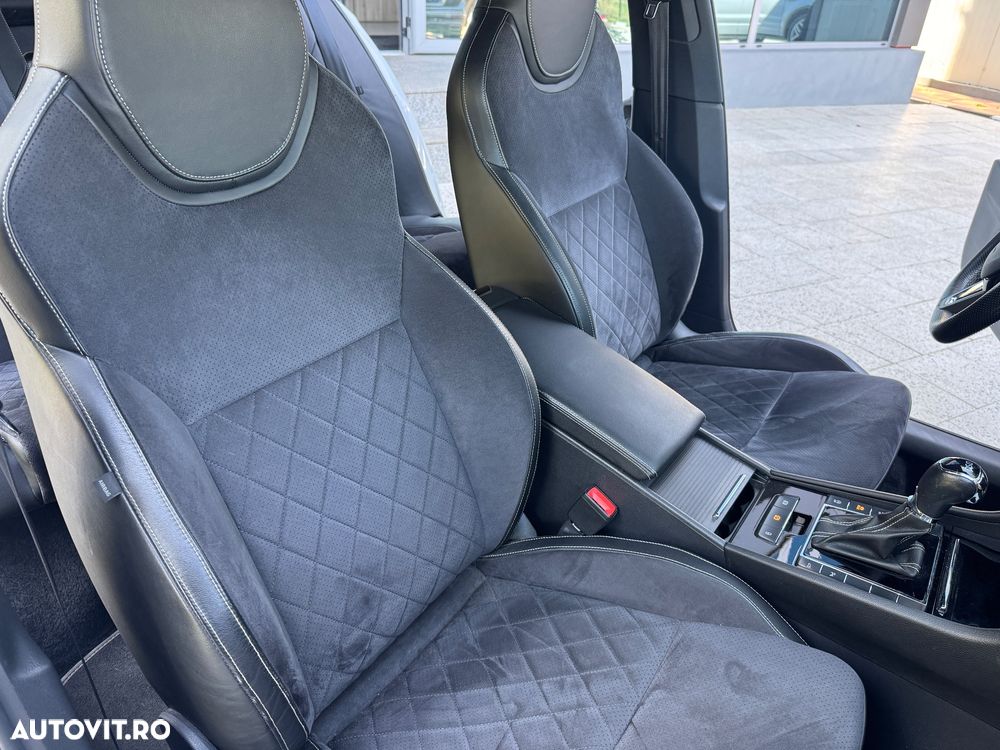 Skoda Superb 2.0 TDI DSG Premium Edition - 28