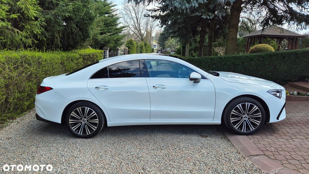 Mercedes-Benz CLA 250 7G-DCT AMG Line - 17