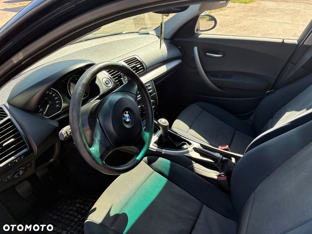 BMW Seria 1 - 8
