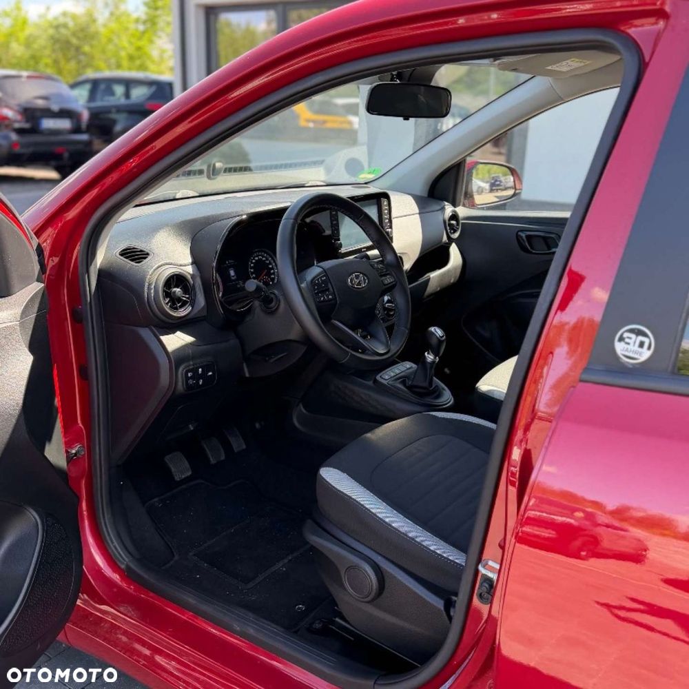 Hyundai i10 - 12