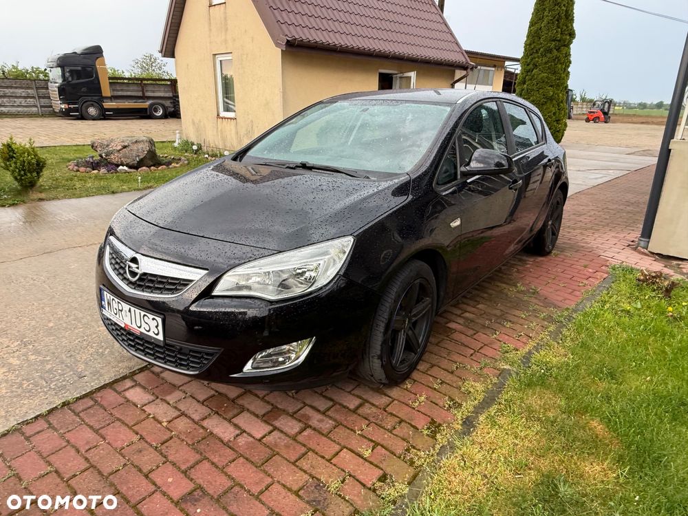 Opel Astra 1.4 Turbo - 2