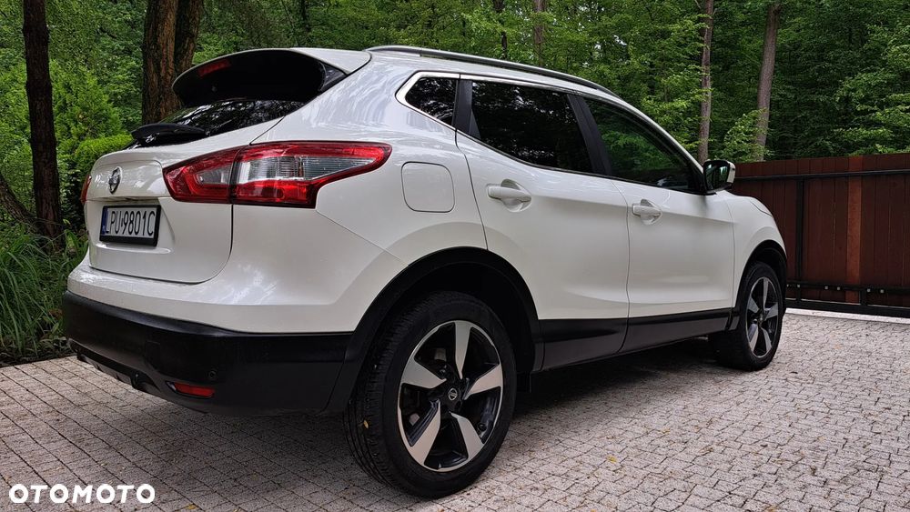 Nissan Qashqai 1.6 dCi Tekna S&S - 32