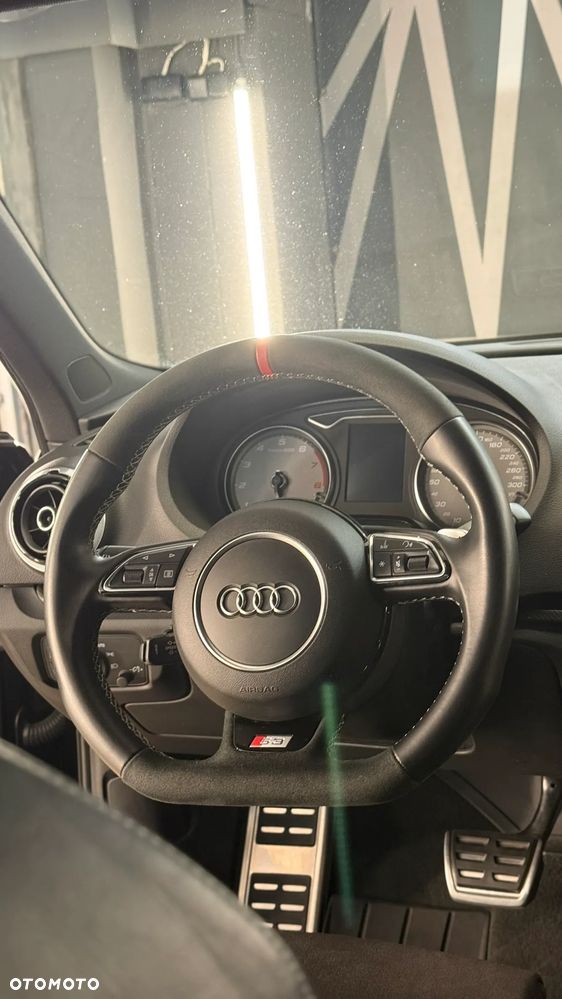 Audi S3 Sportback - 11