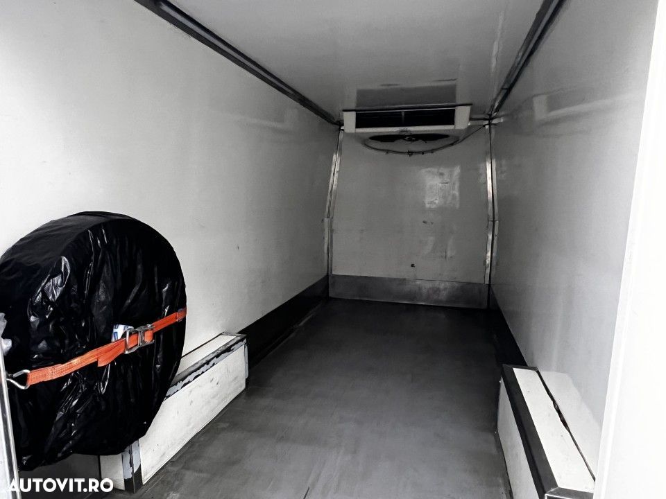 Volkswagen Crafter - 21