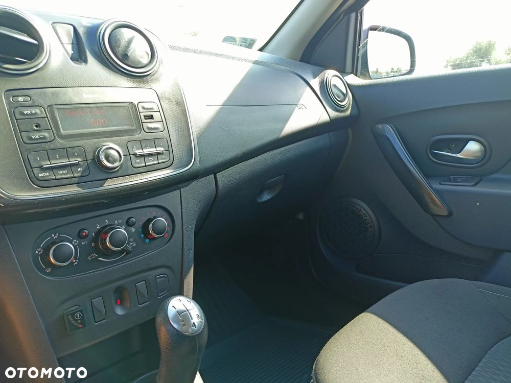 Dacia Sandero - 11