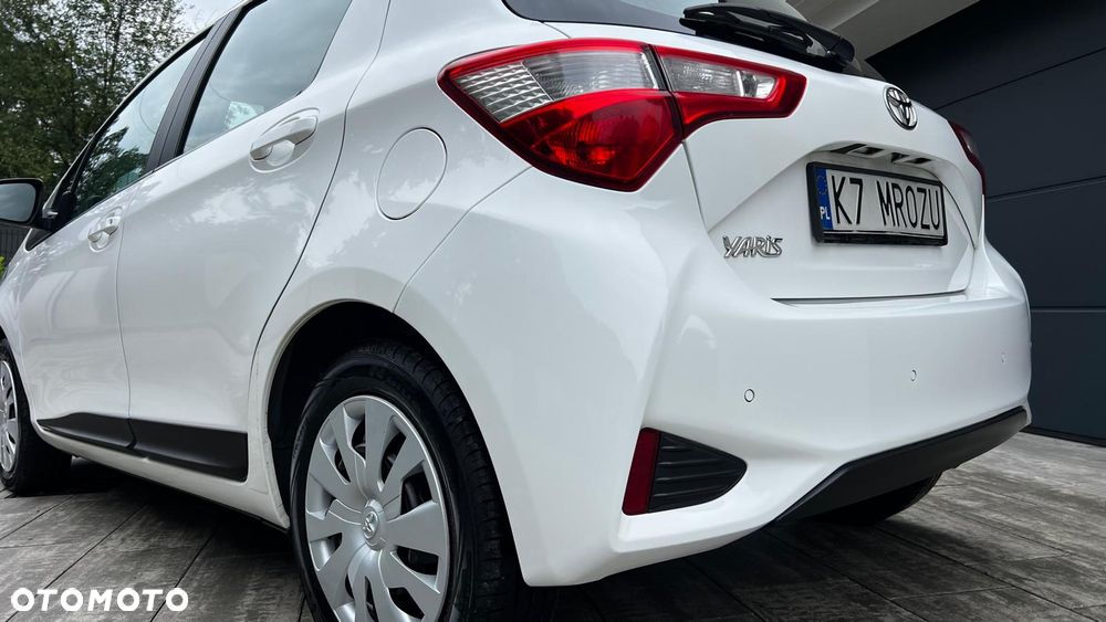 Toyota Yaris 1.5 Active - 11