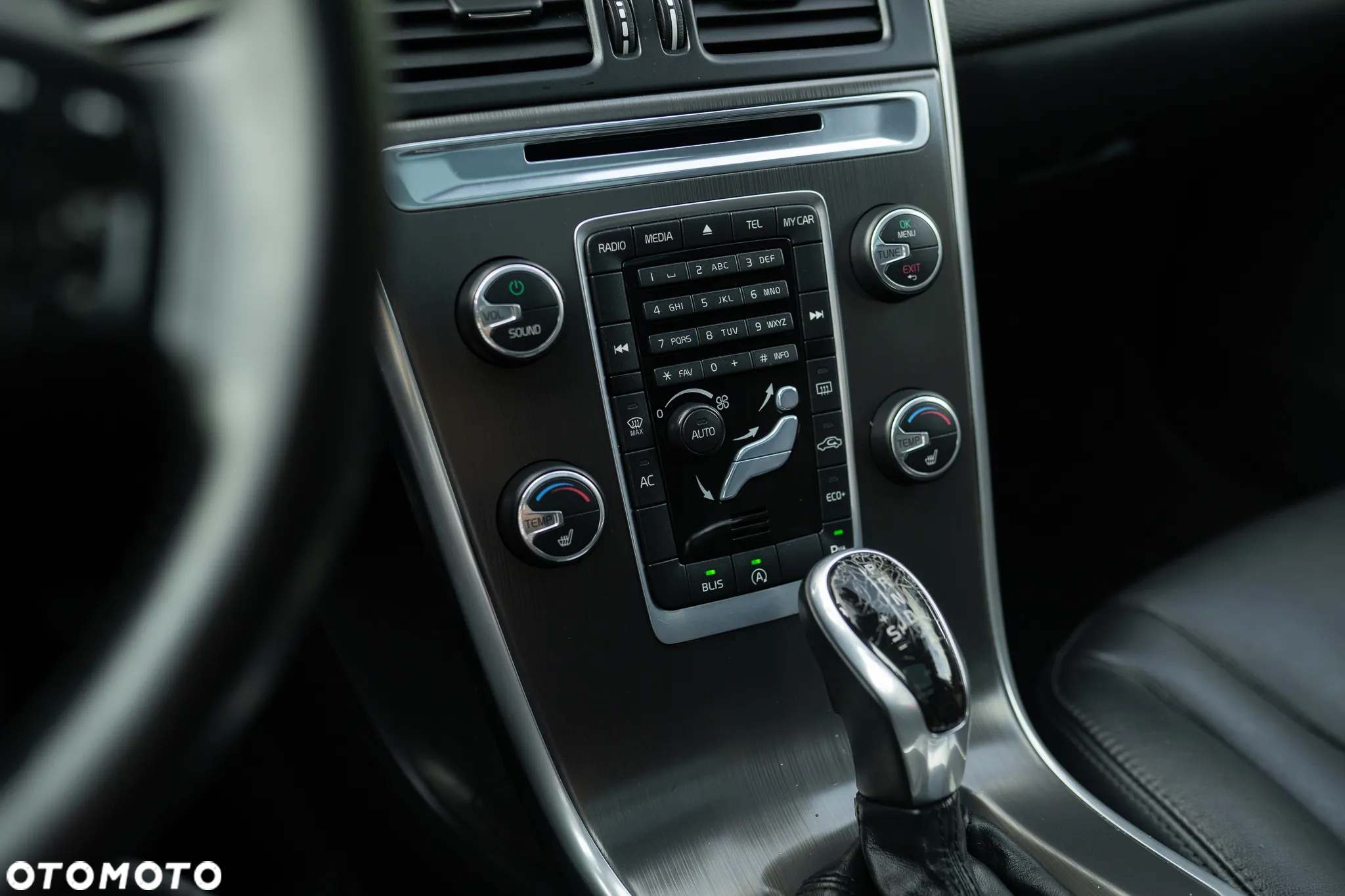 Volvo XC 60 T5 Drive-E Momentum - 21