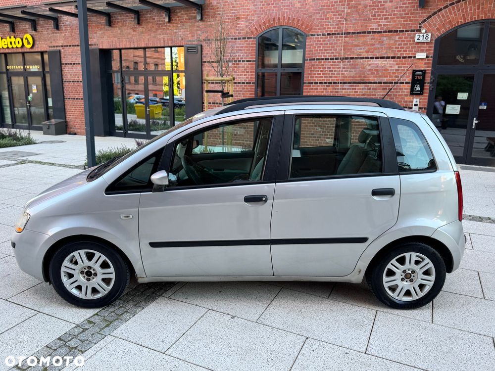 Fiat Idea 1.4 16V Dynamic - 5