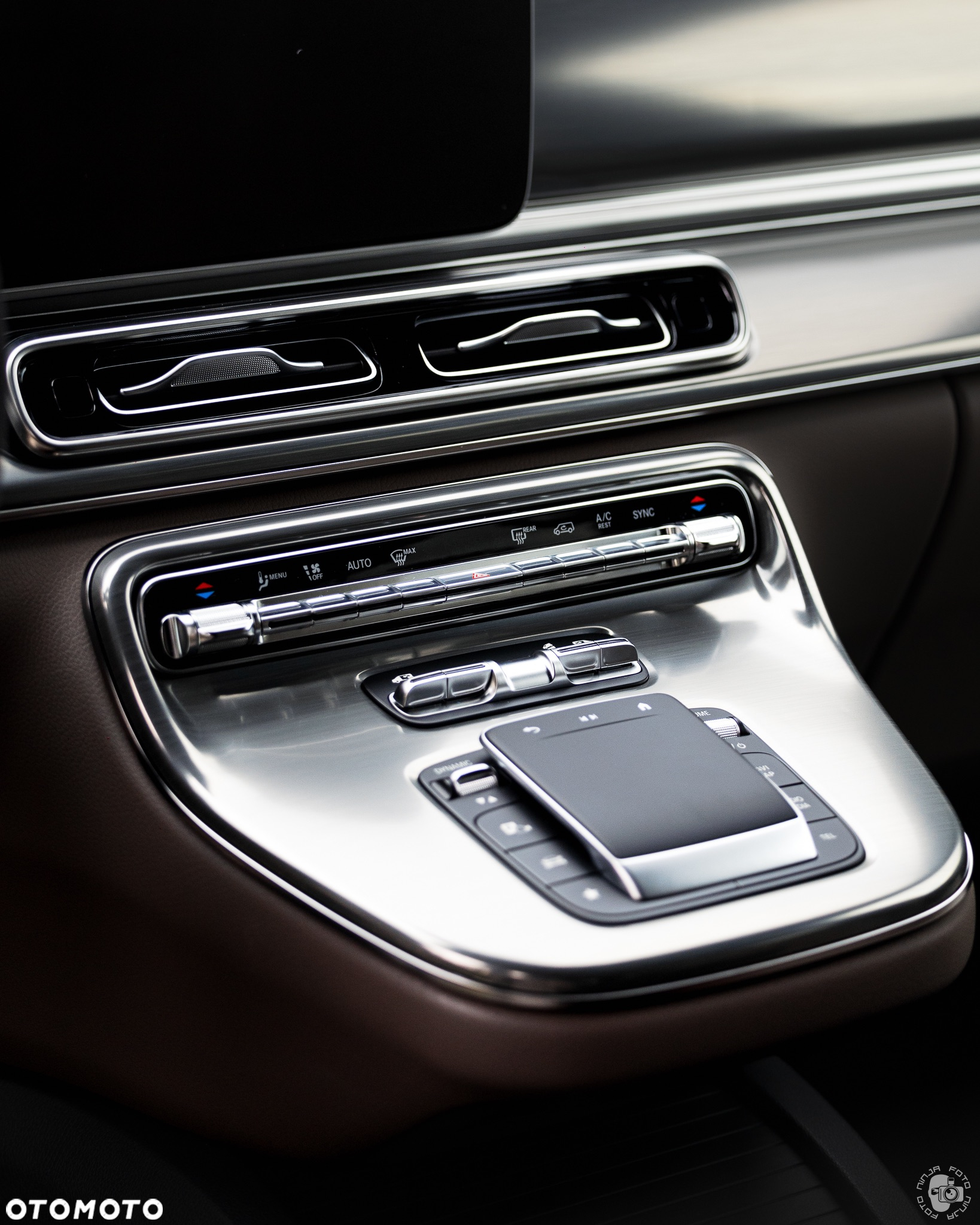 Mercedes-Benz Klasa V 300 d 9G-Tronic Exclusive (ekstra d³) - 21