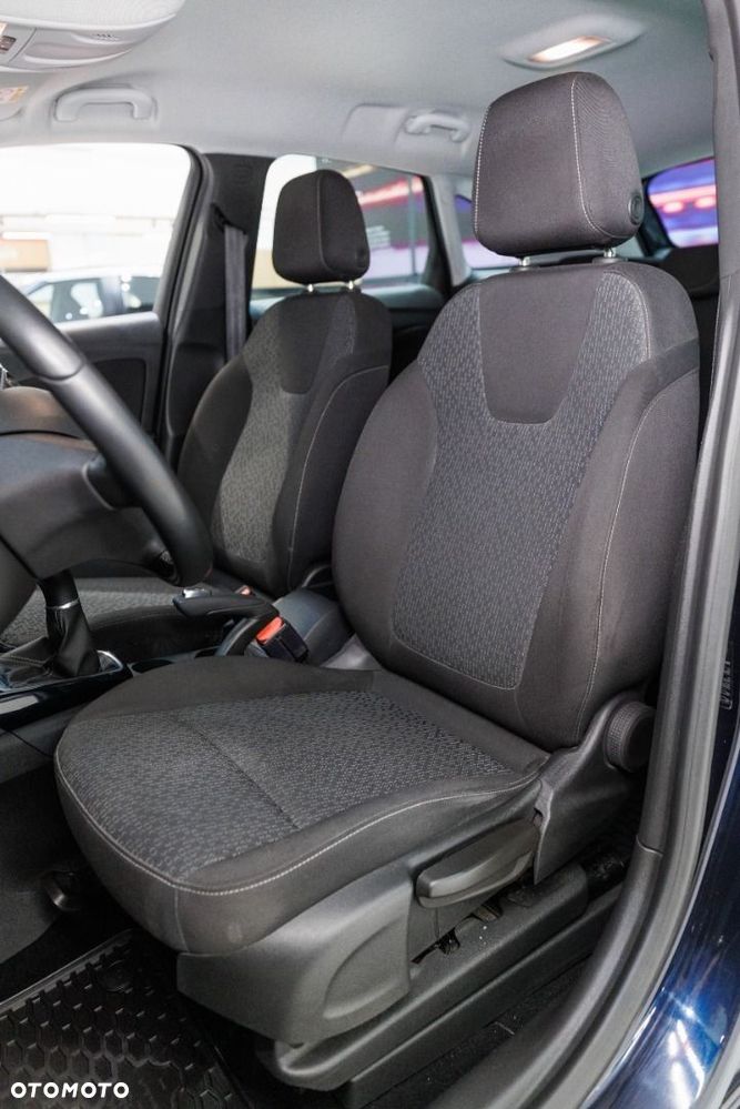 Opel Crossland X - 9