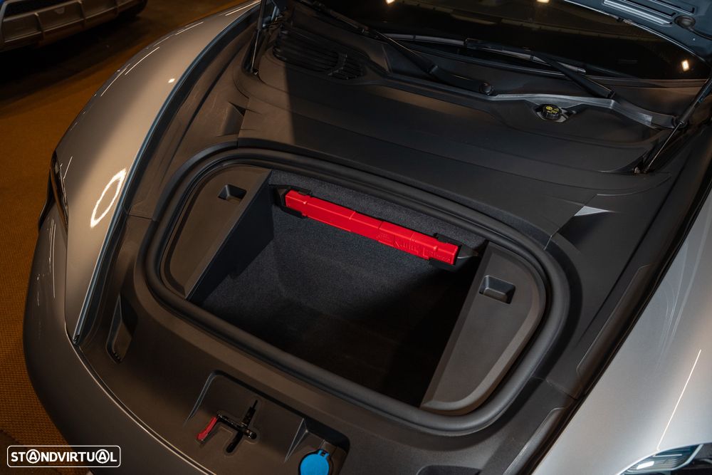 Porsche Taycan Turbo S - 29