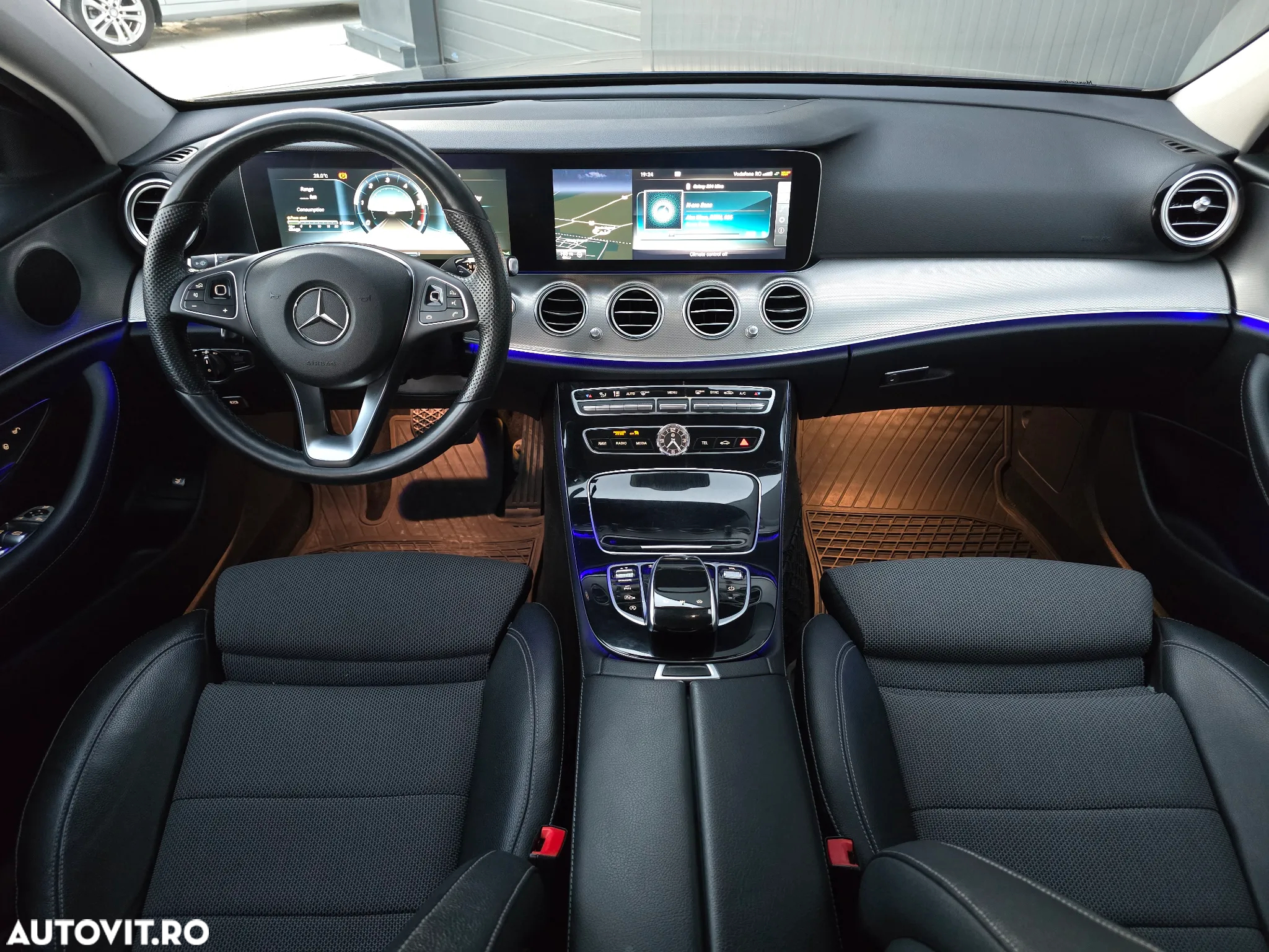 Mercedes-Benz E - 15