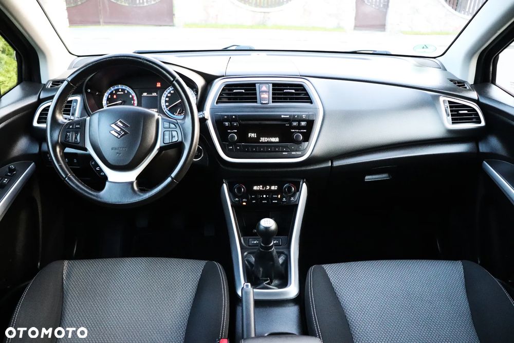 Suzuki SX4 S-Cross 1.6 Elegance - 26