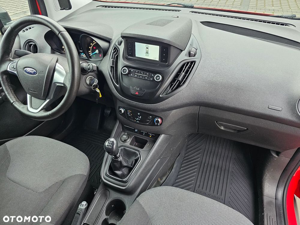 Ford TRANSIT Courier - 11