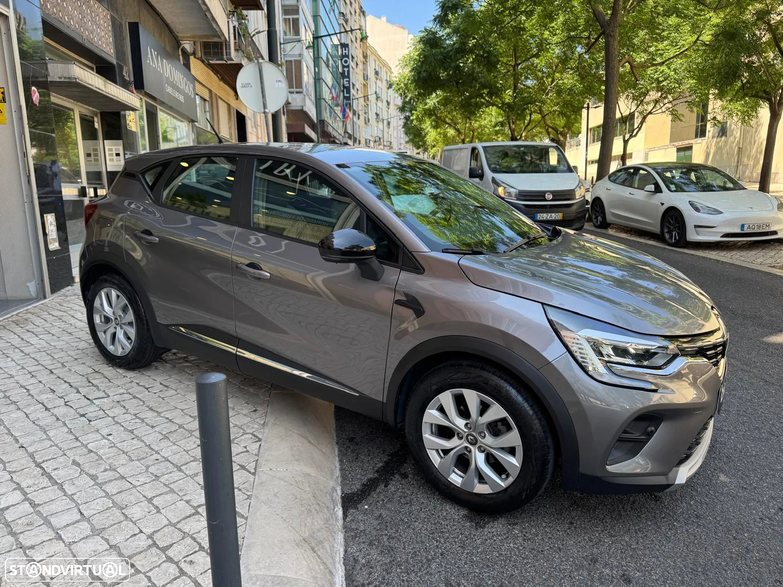 Renault Captur 1.5 dCi Exclusive EDC - 7