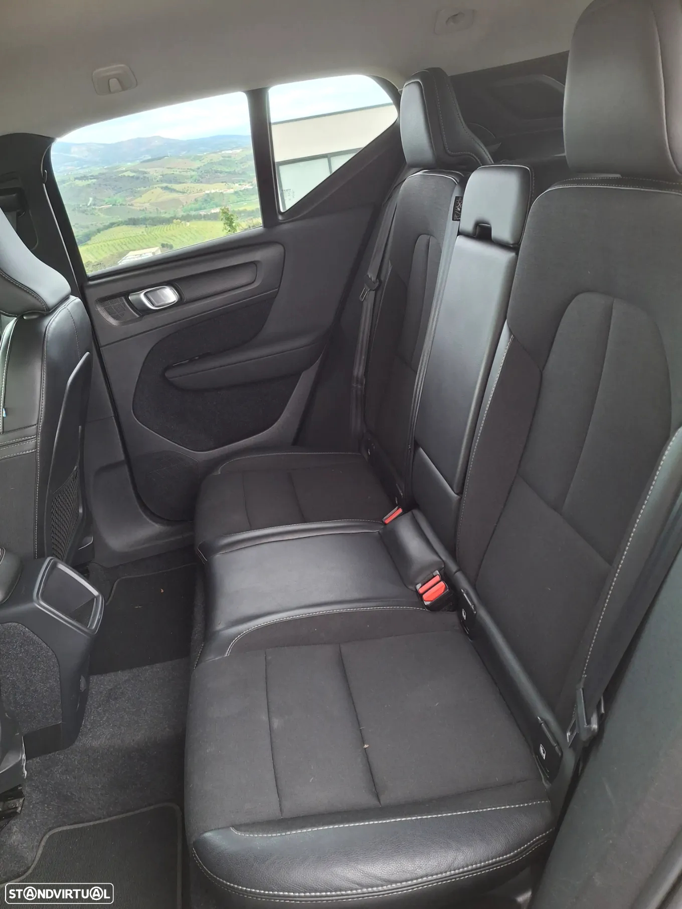 Volvo XC 40 2.0 D3 Momentum - 6