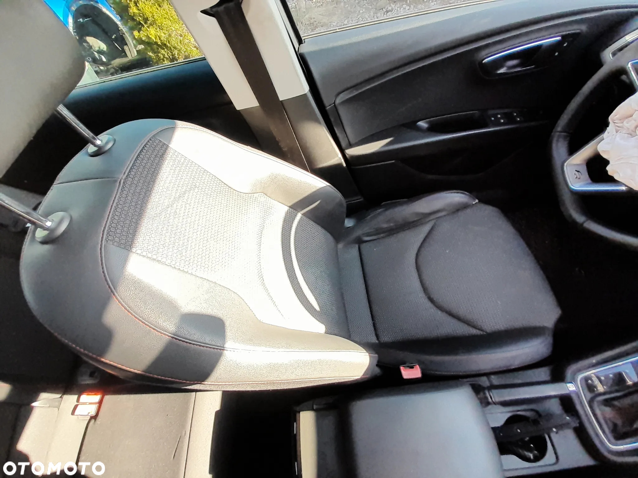 SEAT LEON III FR FOTELE KANAPA KOMPLET Z BOCZKAMI KOMBI - 4