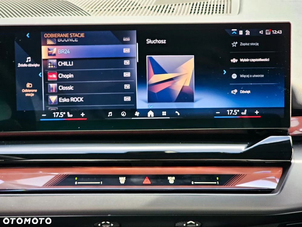 BMW Seria 5 520i - 25