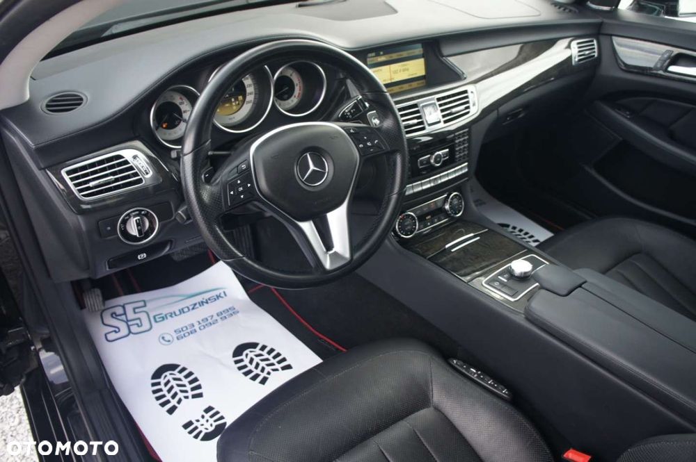 Mercedes-Benz CLS - 9