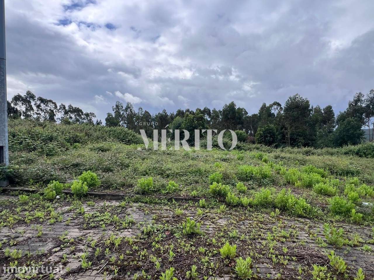 Pavilhão Industrial inserido em terreno com 1.450m2, em Vilarinho das - Grande imagem: 4/11