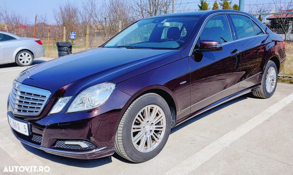 Mercedes-Benz E 220 CDI DPF BlueEFFICIENCY Automatik Elegance - 11
